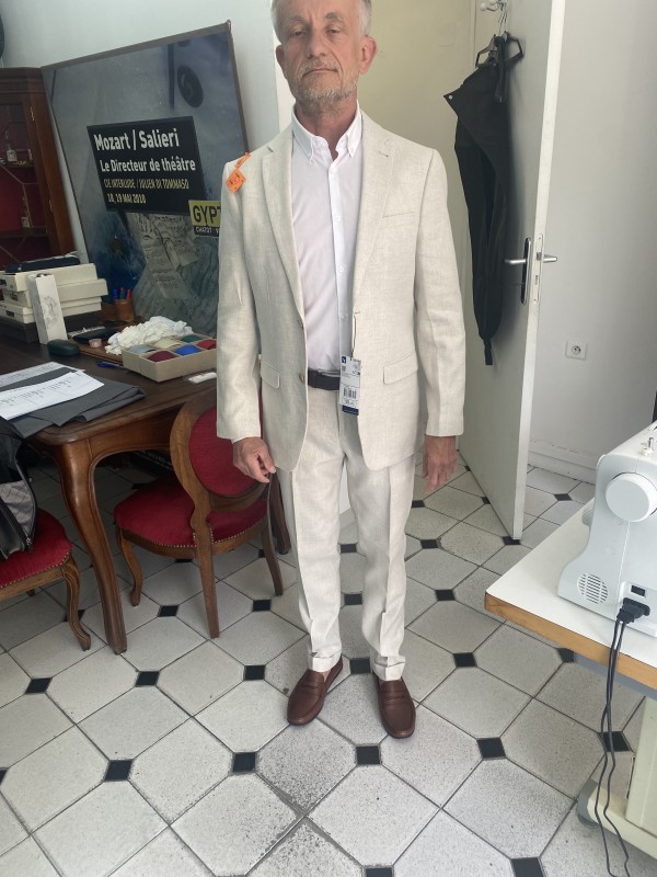 Atelier de Retouche pour costume de mariage à Aix En Provence la parade